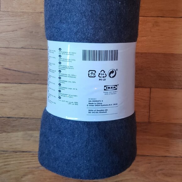 IKEA Polarvide Blanket Gray Scalloped Edge Fleece Throw 51"x 67" - Picture 2 of 4